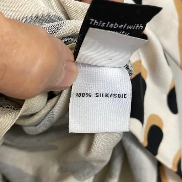 Diane Von Furstenberg Black and Cream Zebra “Bentley” 3/4 Sleeve 100% Silk Dress - Picture 9 of 16